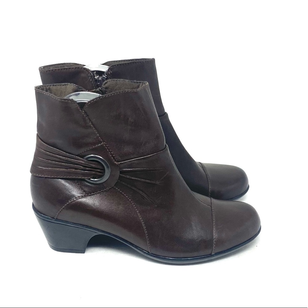 Clarks Boots - Picture 4 of 7